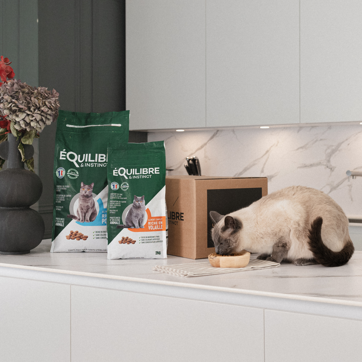 Croquettes de volaille riches en ingrédients frais (chat adulte)