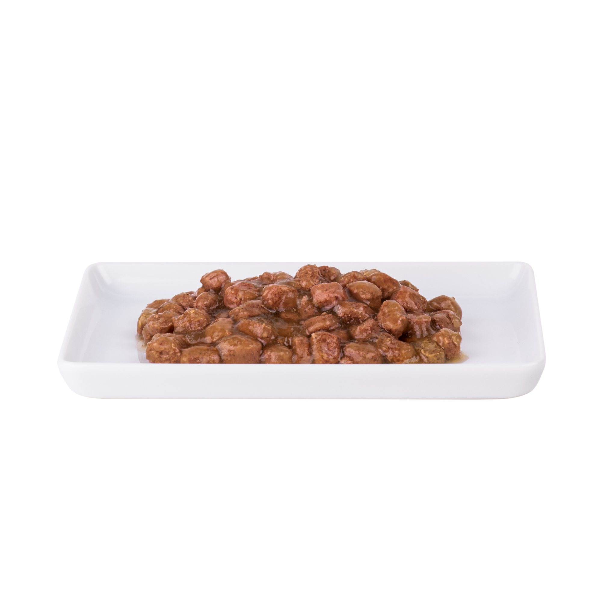 Zoom texture des émincés pour chaton dans une assiette